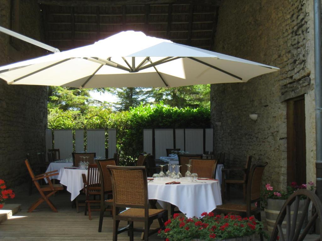 Auberge Du Vernay Charette  Ngoại thất bức ảnh