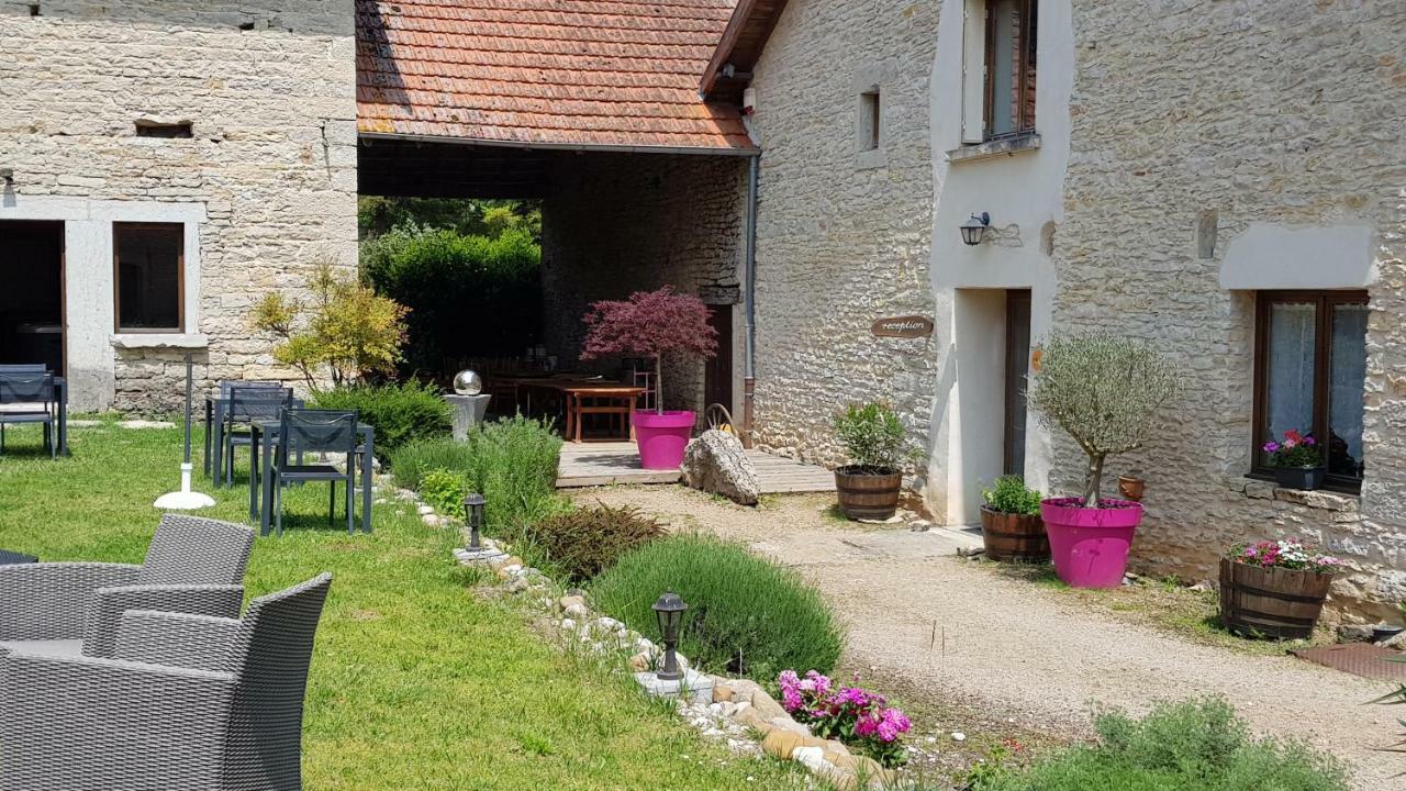 Auberge Du Vernay Charette  Ngoại thất bức ảnh